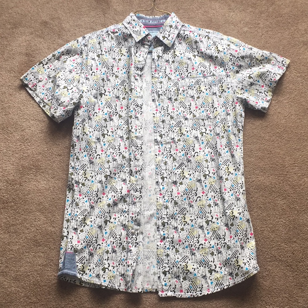 Men’s short sleeved button up (exotic design)